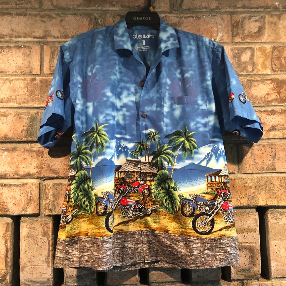 Blue Wave Hawaiian shirt, Medium